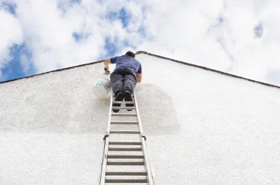 Peinture extérieure aux Grands-Chézeaux — façades et ravalement